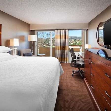 Sheraton Agoura Hills Hotel Eksteriør billede